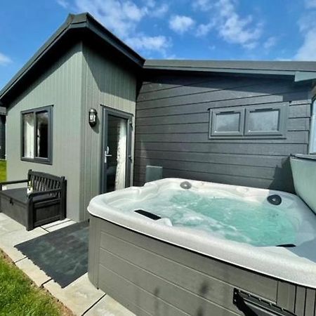 *Luxury Holiday Home With Hot Tub Close To Beach* Penally Εξωτερικό φωτογραφία